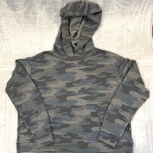OLI VIV | Soft Camouflage Hoodie Lightweight Sweatshirt - Size L